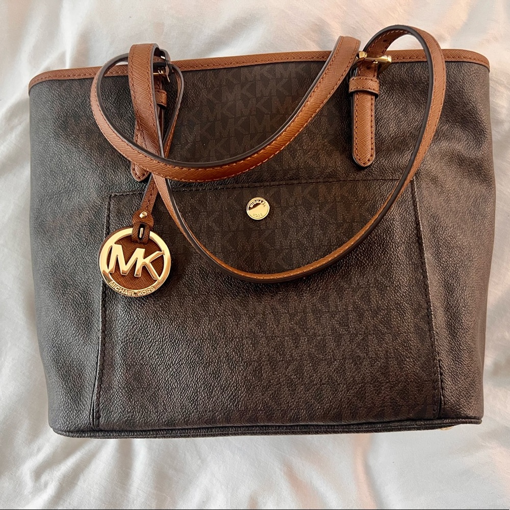 Michael Kors Jet Set Medium Top Zip Logo Tote